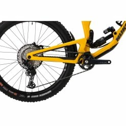 Nukeproof Giga 297 Elite Carbon Bike (SLX) 39 Nukeproof Giga 297 Elite Carbon Bike (SLX) -Vélos enfr Nukeproof Giga 297 Elite Carbon Bike SLX Yellow 18