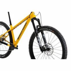 Nukeproof Scout 290 Elite Alloy Mountain Bike (SLX12) -Vélos enfr Nukeproof Scout 290 Elite Alloy Bike SLX12 2022 Factory Yellow 11