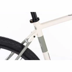 Orro Terra C 105 Di2 RR900 Gravel Bike (2023) 19 Orro Terra C 105 Di2 RR900 Gravel Bike (2023) -Vélos enfr Orro Terra C 105 Di2 RR900 Gravel Bike 2023 Adventure Bikes SD Chalk 2023 ORRTC2717RR9SDC46 4