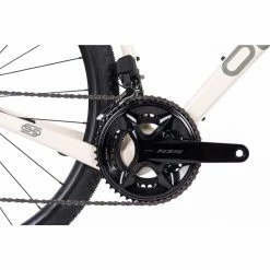 Orro Terra C 105 Di2 RR900 Gravel Bike (2023) 20 Orro Terra C 105 Di2 RR900 Gravel Bike (2023) -Vélos enfr Orro Terra C 105 Di2 RR900 Gravel Bike 2023 Adventure Bikes SD Chalk 2023 ORRTC2717RR9SDC46 5