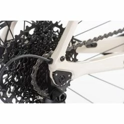 Orro Terra C Sram Apex1 RR9 Gravel Bike (2022) 15 Orro Terra C Sram Apex1 RR9 Gravel Bike (2022) -Vélos enfr Orro Terra C Sram Apex1 RR9 Gravel Bike 2021 chalk 06