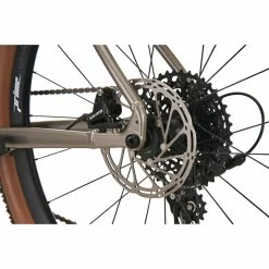 Vélo électrique Vitus E-Substance (gravel, Alliage, Apex, 2022) 43 Vélo électrique Vitus E-Substance (gravel, Alliage, Apex, 2022) -Vélos enfr Vitus E Substance Alloy Gravel eBike Apex 2022 Electric Road Bikes Champagne 2022 VEAEABXL 18