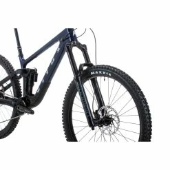 Vitus Sommet 29 CR Mountain Bike -Vélos enfr Vitus Sommet 29 CR Mountain Bike 2022 Velocity Blue 11