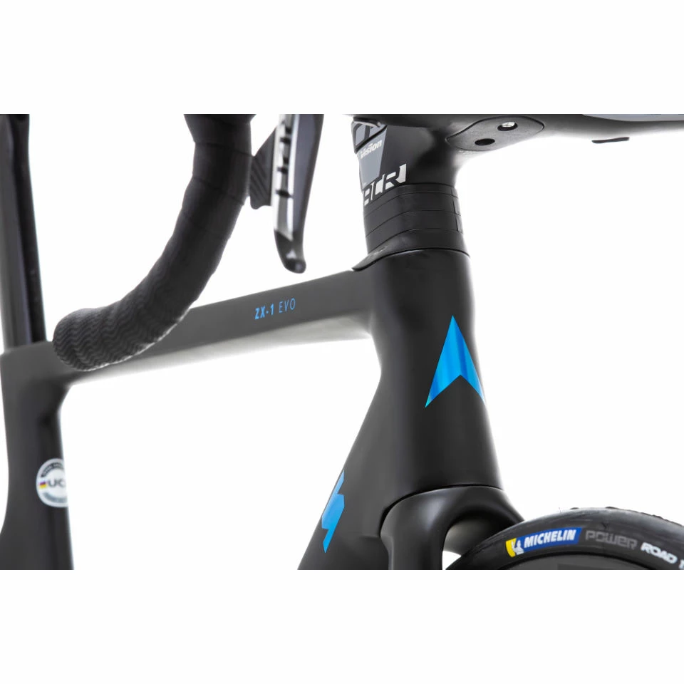 Vélo De Route Vitus ZX-1 EVO CRX ETap AXS (Red, 2022) 13 Vélo De Route Vitus ZX-1 EVO CRX ETap AXS (Red, 2022) – Image 11